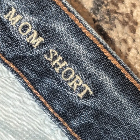 American Eagle Outfitters Embroidered Dark Blue Denim Cutoff Shorts - Picture 3 of 4